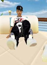 Guest_EVERYBODYLOVERAYMOND