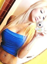 blondehellokitty