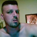 Guest_xarisred