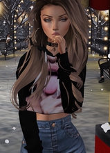 Guest_Qu33nAl3x
