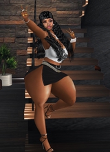 LaReinaDivine