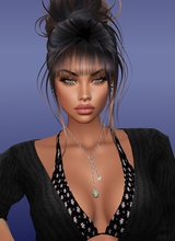 Canvas: NaomiVanessa