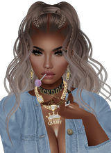 QueenTrinityRoyale