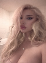 Chloevia